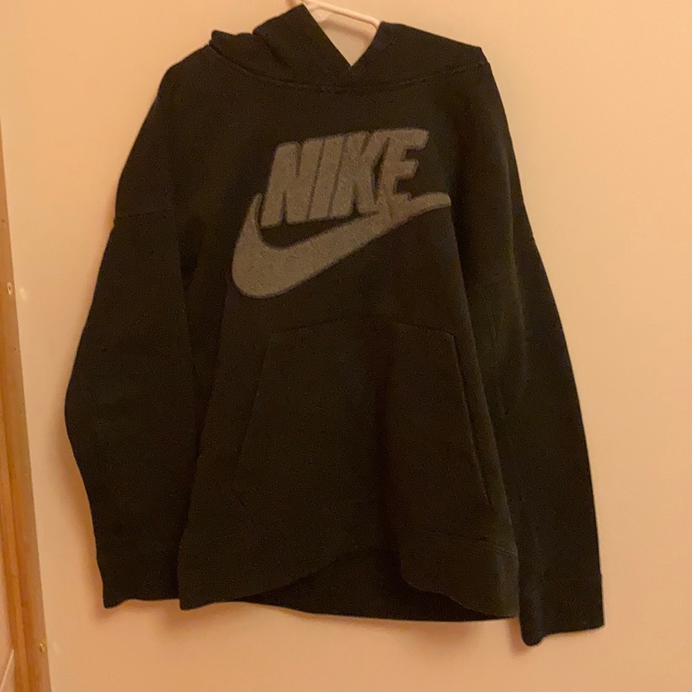 Boys Medium Nike Hoodie - Picture 1 of 1